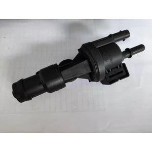 Válvula solenoide de carbón activado 0 280 142 525 DC 12V para control de gas en uso automotriz - Product Image 1