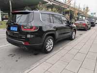 Jeep Commander d'occasion 2018 2.0T FWD SUV, 234 ch Turbo 9 vitesses, taille moyenne, 5 places, américain, bien entretenu, prêt à être expédié