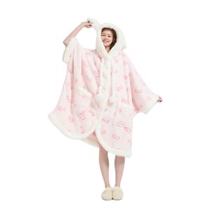 เสื้อคลุมฮู้ดพิมพ์ลายหนานุ่ม อุ่นสบาย สำหรับฤดูหนาว พร้อมพู่ห้อยหูกระต่ายขนาดใหญ่ สไตล์เสื้อคลุม ผ้าคลุมไหล่ ผ้าคลุมตัว ชุดนอน - Product Image 2