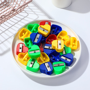 MINI Sacapuntas de plástico para niños con cuchillas de metal-Sacapuntas manual portátil y de colores - Product Image 2