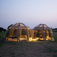 Grande Tente Safari Gonflable Automatique à Structure de Luxe d'une Chambre à Coucher Événements en Plein Air Tissu Oxford Imperméable Contreventement Droit