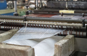 Kantong plastik aluminium Foil plastik dapat digunakan kembali jumlah kecil dengan tas ritsleting kecil segel panas dan fitur dapat ditutup ulang - Product Image 5