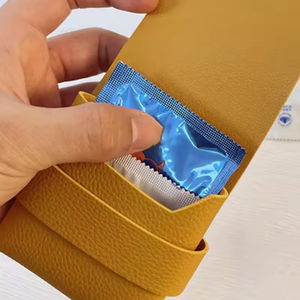 Funda impermeable <span class=keywords><strong>para</strong></span> condones, funda protectora <span class=keywords><strong>para</strong></span> condones, monedero, bolsillo discreto, cajas de condones de viaje - Product Image 3