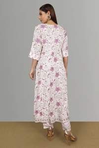 Beau costume imprimé de bloc de main floral pour les femmes - Product Image 5