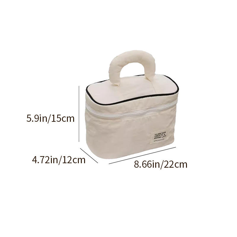 สีขาวมุก