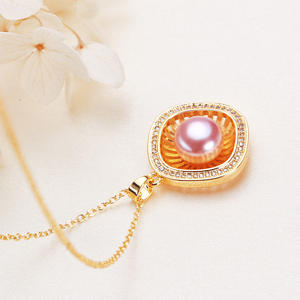 Zhuji Pearl Wholesale 9-12mm Flawless Freshwater Lulutong Pearls 18K Gold Flakes Simple <b>Fashionable</b> <b>Pendant</b> <b>Necklaces</b> Natural - Product Image 4