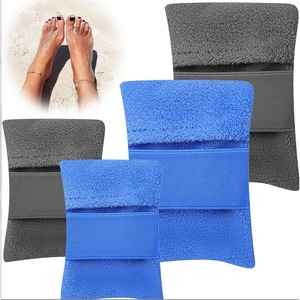 Paño de Limpieza Ztc482 Gris de 14x12cm y 12x10cm, Guantes de Poliéster para Eliminar Arena, para Uso en Playa y Camping - Product Image 2