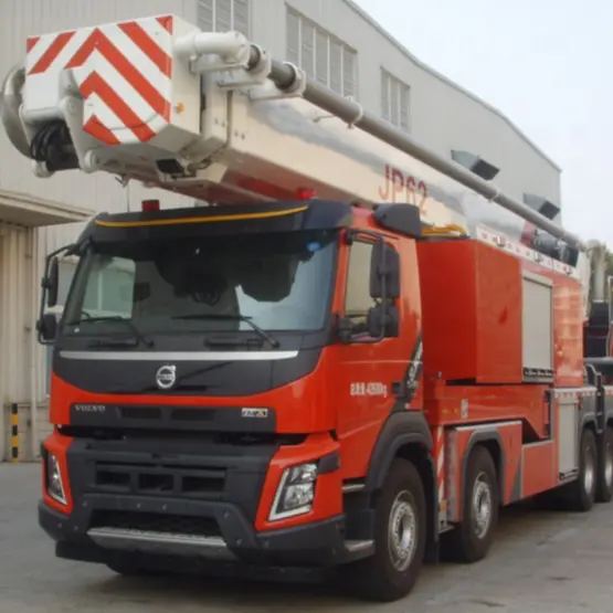 Camión de bomberos con brazo telescópico, torre de agua de 8x4 VOL-VO 62m