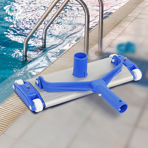 Tête d'aspirateur de <span class=keywords><strong>piscine</strong></span> latérale flexible avec brosse Accessoires de <span class=keywords><strong>piscine</strong></span> Tête d'aspirateur <span class=keywords><strong>pour</strong></span> <span class=keywords><strong>balai</strong></span> - Product Image 6