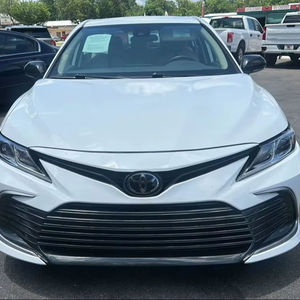 TOYOTA CAMRY LE 2023 perfectamente usado, disponible tanto en la derecha como en la izquierda - Product Image 1