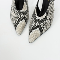 Ansu 2025 Nouvelle Collection Automne – Mules Femme Coréennes en Cuir Véritable Imprimé Serpent, Bout Pointu, Talon Chaton, à Boucle