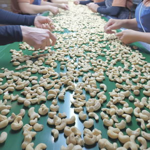 W320เม็ดมะม่วงหิมพานต์จากเวียดนาม - Product Image 1