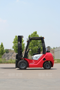 Вилочные погрузчики CE1T/2T/3T/5T с бензиновым двигателем для высокой эффективности работы на фермах и в заводах - Product Image 4
