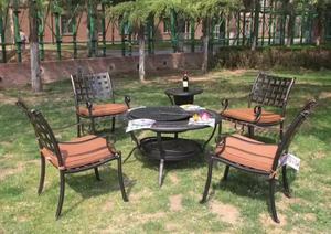 Ensemble <span class=keywords><strong>de</strong></span> <span class=keywords><strong>table</strong></span> et <span class=keywords><strong>de</strong></span> chaises <span class=keywords><strong>de</strong></span> salle à manger d'extérieur rondes en aluminium pour <span class=keywords><strong>4</strong></span> <span class=keywords><strong>personnes</strong></span>, petit modèle, vente en gros, meubles <span class=keywords><strong>de</strong></span> <span class=keywords><strong>jardin</strong></span> et <span class=keywords><strong>de</strong></span> patio, style américain, britannique, allemand - Product Image 5