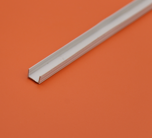 Profilé d'angle en PVC <span class=keywords><strong>pour</strong></span> murs - Écologique et résistant aux chocs, design moderne, longueur 2,4 m <span class=keywords><strong>pour</strong></span> appartements, villas, hôtels - Product Image 3