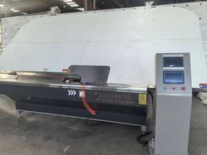 Lignes de production de <span class=keywords><strong>vitrage</strong></span> <span class=keywords><strong>double</strong></span> CNC, machine de pliage automatique de barres d'espacement en aluminium - Product Image 3
