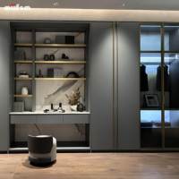Bureau avec porte coulissante et petit vestiaire gris ensemble de meubles modernes pour chambre à coucher grain de bois clair