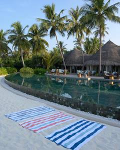 Serviettes <span class=keywords><strong>de</strong></span> <span class=keywords><strong>plage</strong></span> promotionnelles en coton biologique à séchage rapide, anti-sable, imprimées sur mesure, à rayures, <span class=keywords><strong>pour</strong></span> femme, grande taille - Product Image 2