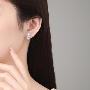Pendientes de Perlas de Agua Dulce de 8 mm con Corona de Moissanita VVS de Corte Redondo de 6 Quilates con Engaste de Garra de Plata de Ley S925 para Mujer 12/15 - Product Image 2