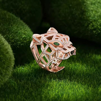 Hiphop Style Micro Diamant Plaqué Rhodium 925 Sterling Silver Fine Men Ring New Exaggerated Leopard Head Design pour les mariages