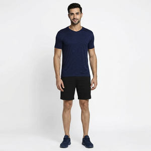 Nouveauté T-shirt en coton de qualité supérieure surdimensionné Broderie personnalisée Logo imprimé Design col en V Vêtements d'été T-shirts pour hommes - Product Image 1