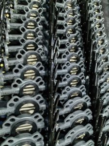 วาล์วผีเสื้ออเนกประสงค์มาตรฐานหลายระดับ วัสดุเหล็กกล้าคาร์บอน WCB สำหรับงานอนุรักษ์น้ำ แบบมือหมุน ขายตรงจากโรงงาน - Product Image 5