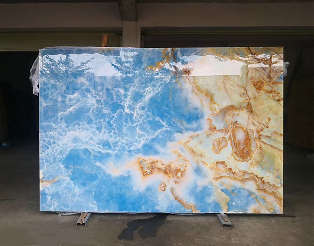 สีฟ้าทอง