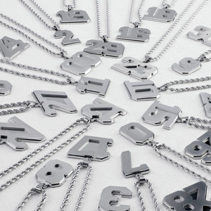 Nouveauté Collier Pendentif <span class=keywords><strong>Chiffre</strong></span> Géométrique en Acier Inoxydable Chaîne Maillons Tendance pour Femme et Homme Anniversaire Gamme de Chiffres 00-30 - Product Image 1