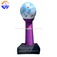 Modèle de microphone gonflable géant personnalisé en tissu Oxford avec souffleur, idéal pour la publicité, les événements extérieurs, les bars et la décoration.