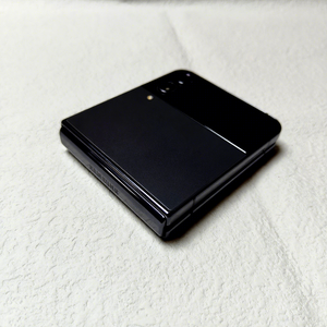 Venta al por Mayor del Teléfono Z Flip 4 5G con 8GB de RAM, 256GB/128GB de ROM, Desbloqueo Facial, Cámara Trasera de 24MP, Pantalla de 6.6 Pulgadas, Samsung Z - Product Image 2