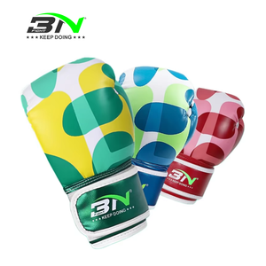 Gants de boxe roses pour enfants BN Kids, gants de <span class=keywords><strong>kick</strong></span>-<span class=keywords><strong>boxing</strong></span> personnalisés pour enfants 4oz, gants de boxe en cuir PU, mini gants de boxe - Product Image 2