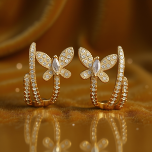 Orecchini a cerchio a forma di farfalla placcati in oro bianco con intarsi di cristalli per donna, gioielli in lega di zinco da indossare tutti i giorni - Product Image 2