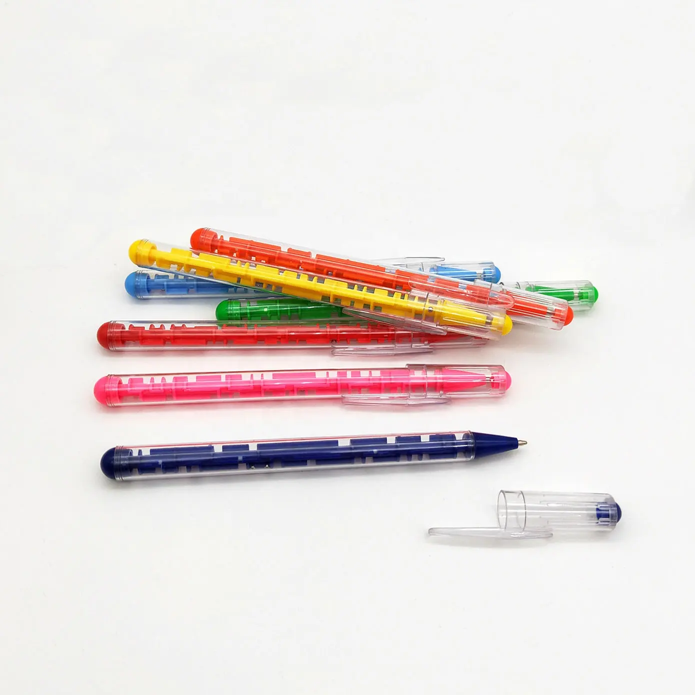 फैंसी लेखन स्टेशनरी नवीनता प्लास्टिक भूलभुलैया बॉल पेन के साथ कस्टम लोगो