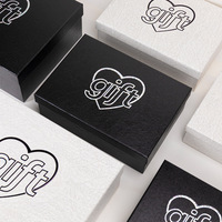 Boîte à couvercle sculpturale monochrome en deux parties A1, en similicuir texturé, motif cœur, emballage cadeau, noir et blanc, plusieurs tailles, personnalisable