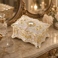 Boîte à bijoux vintage en émail blanc, en alliage de zinc plaqué or, étui à bibelots en métal, organisateur de bagues en velours, fermeture magnétique/à charnière, pour mariage