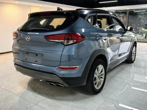 <span class=keywords><strong>Tucson</strong></span> <span class=keywords><strong>2016</strong></span> 1.6T Turbo, Auto <span class=keywords><strong>Usado</strong></span>, Volante a la Izquierda, Automático, Interior Oscuro, Llantas R17, Vista Panorámica Inteligente para Adultos - Product Image 6