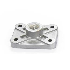 Composant de base de bride de pompe usinée en alliage d'aluminium, fabriqué au Vietnam par procédé de moulage sous pression haute pression, pour grandes pompes centrifuges - Product Image 1