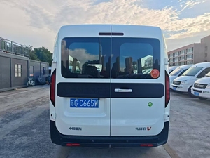 Xe buýt Sinotruk Pioneer bảy chỗ ngồi, bốn bánh - Product Image 4