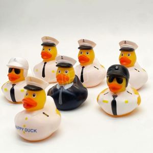 Pato de Goma de Plástico de 2 Pulgadas con Logotipo Personalizado al por Mayor, Ideal para Juegos de Fiesta de Carnaval de Verano, Regalos y Actividades al Aire Libre - Product Image 3