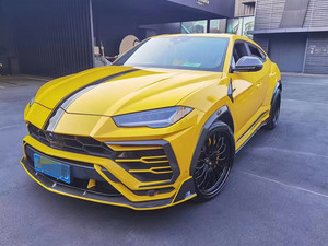 ชุดแต่งคาร์บอนไฟเบอร์สไตล์ MSY สำหรับ Lamborghini Urus รุ่นใหม่ พร้อมลิ้นหน้า สเกิร์ตข้าง ดิฟฟิวเซอร์ สปอยเลอร์ ซุ้มล้อ และฝากระโปรง - Product Image 4