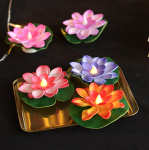 Lámpara LED Flotante Impermeable IP67 con Forma de Loto y Batería de Botón para Decoración Interior/Exterior de Diwali, Luces de Flores Realistas de EVA - Product Image 3
