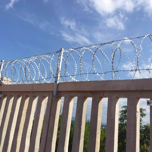 Double Strand Razor <b>Barbed</b> <b>Wire</b> Coil Making Machine Steel <b>Wire</b> Mesh Cross Razor Galvanized GELE GL3106 - Product Image 3