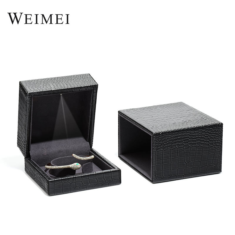 Boîte menée de bracelet