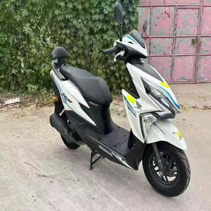 Scooter <span class=keywords><strong>Honda</strong></span> de 125cc de Segunda Mano Equipado con Transmisión Automática y Sistema de Encendido CDI para Motores de Gasolina - Product Image 2
