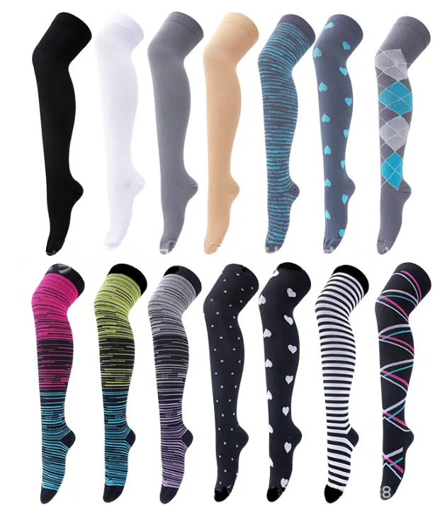 Leg Avenue Damen Rippenstrick Oberschenkel-Socken - Sportlich, Elastisch