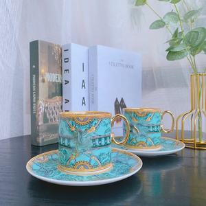Tasses et soucoupes à thé en porcelaine fine de luxe au design minimaliste, avec bordure et anse dorées, pour café, thé, usage domestique et hôtelier - Product Image 1