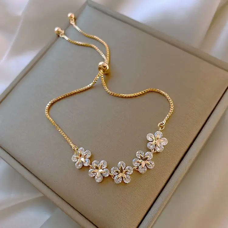 Pulseira ajustável luxuosa para mulheres, bracelete feminino dourado banhado a flor, corrente, pulseira elegante, presente de joias para mulheres