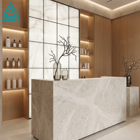 Étagères de magasin de détail LED modernes et simples, présentoirs personnalisés, design d'intérieur pour salon de beauté des ongles et spa