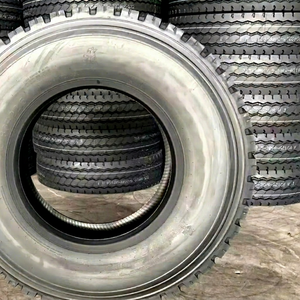 Neumáticos para Camión de Servicio Pesado 315/80R22.5 20PR, Nuevos, Radiales, con Cámara, Resistentes al Balasto - Product Image 1