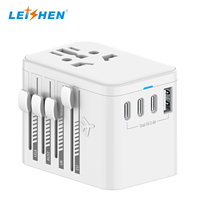 Adaptateur de voyage universel multi-prises intelligent tout-en-un pour l'Europe, l'Australie, le Royaume-Uni et les États-Unis, avec 3 ports USB-C